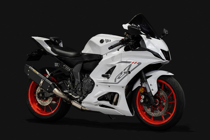 YZF-R7_JFT-213-L5BT_ななめ